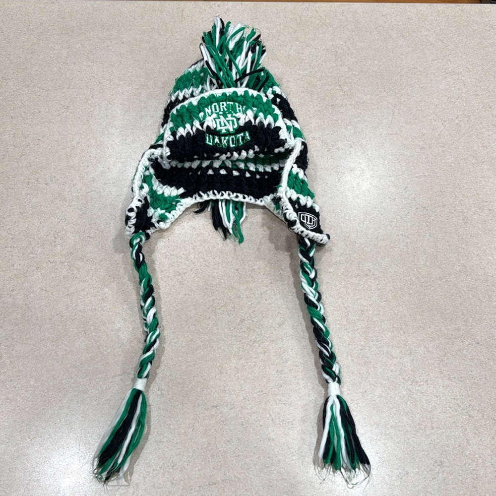 Adult OS University of North Dakota Knit Mohawk Hat